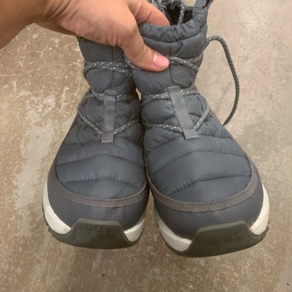 The North Face thermoball progressive 2 puffer boots - Picture 3 of 7